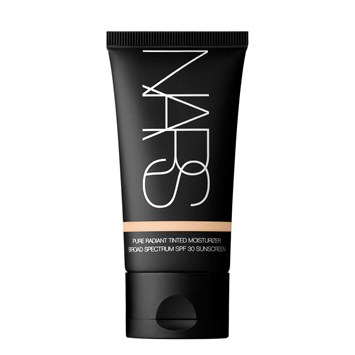 NARS - PURE RADIANT TINTED MOISTURIZER SPF 30 - Koyu Lekeleri Azaltan, C Vitamini İçeren, Cilde Sağlıklı Görünüm Veren SPF 30 Renkli Nemlendirici