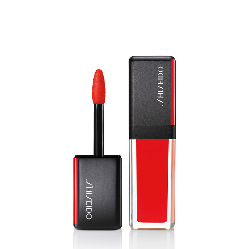 SHISEIDO - LACQUERINK LIPSHINE - Uzun Süre Dayanıklı Parlak Likit Ruj