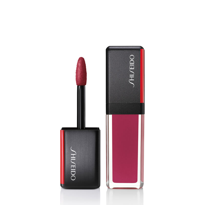 SHISEIDO - LACQUERINK LIPSHINE - Uzun Süre Dayanıklı Parlak Likit Ruj