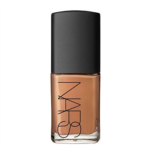 NARS - SHEER GLOW FOUNDATION - Cilde Sağlıklı Bir Işıltı ve Doğal Bir Canlılık Veren Saten Bitişli Fondöten