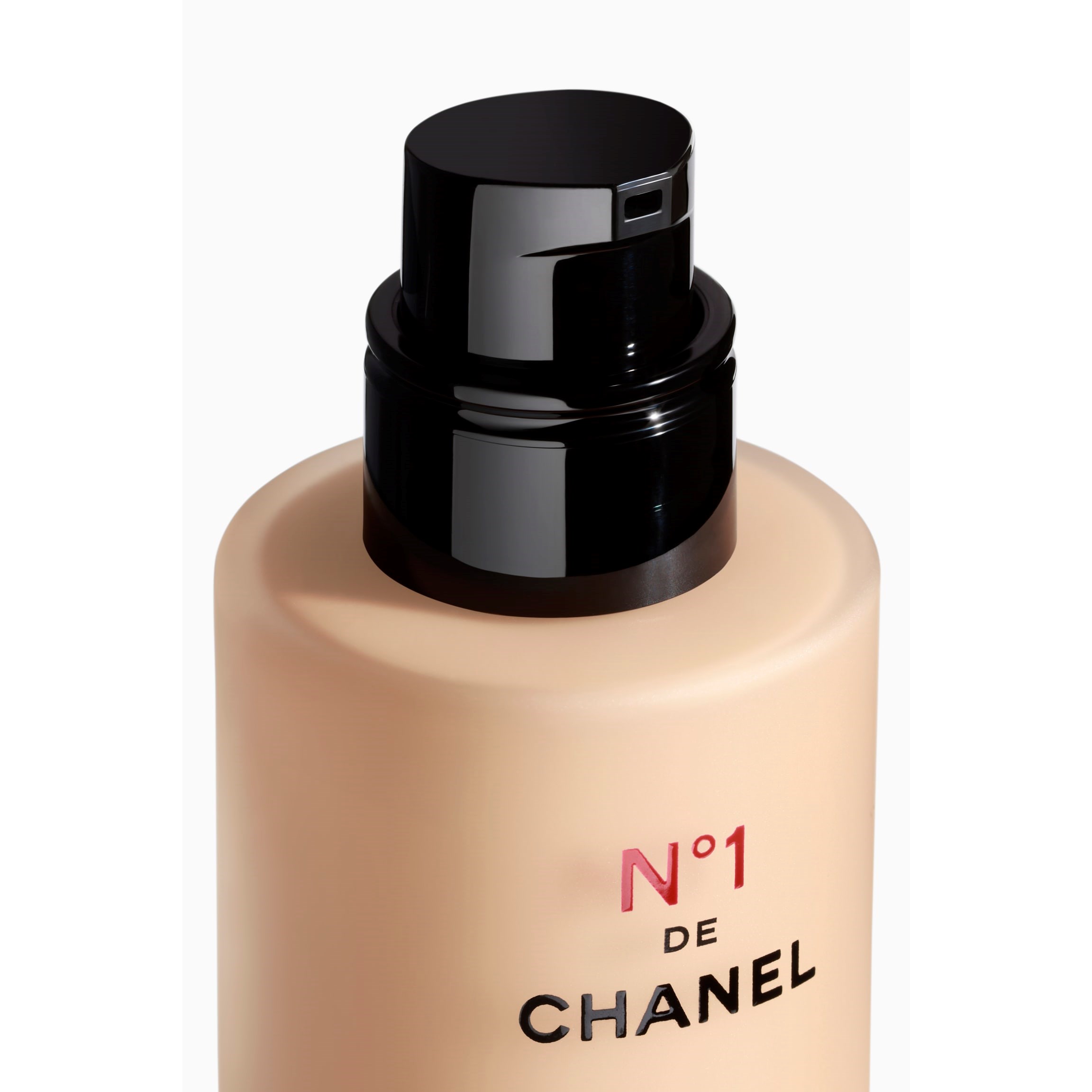 N°1 DE CHANEL REVITALIZING FOUNDATION 4