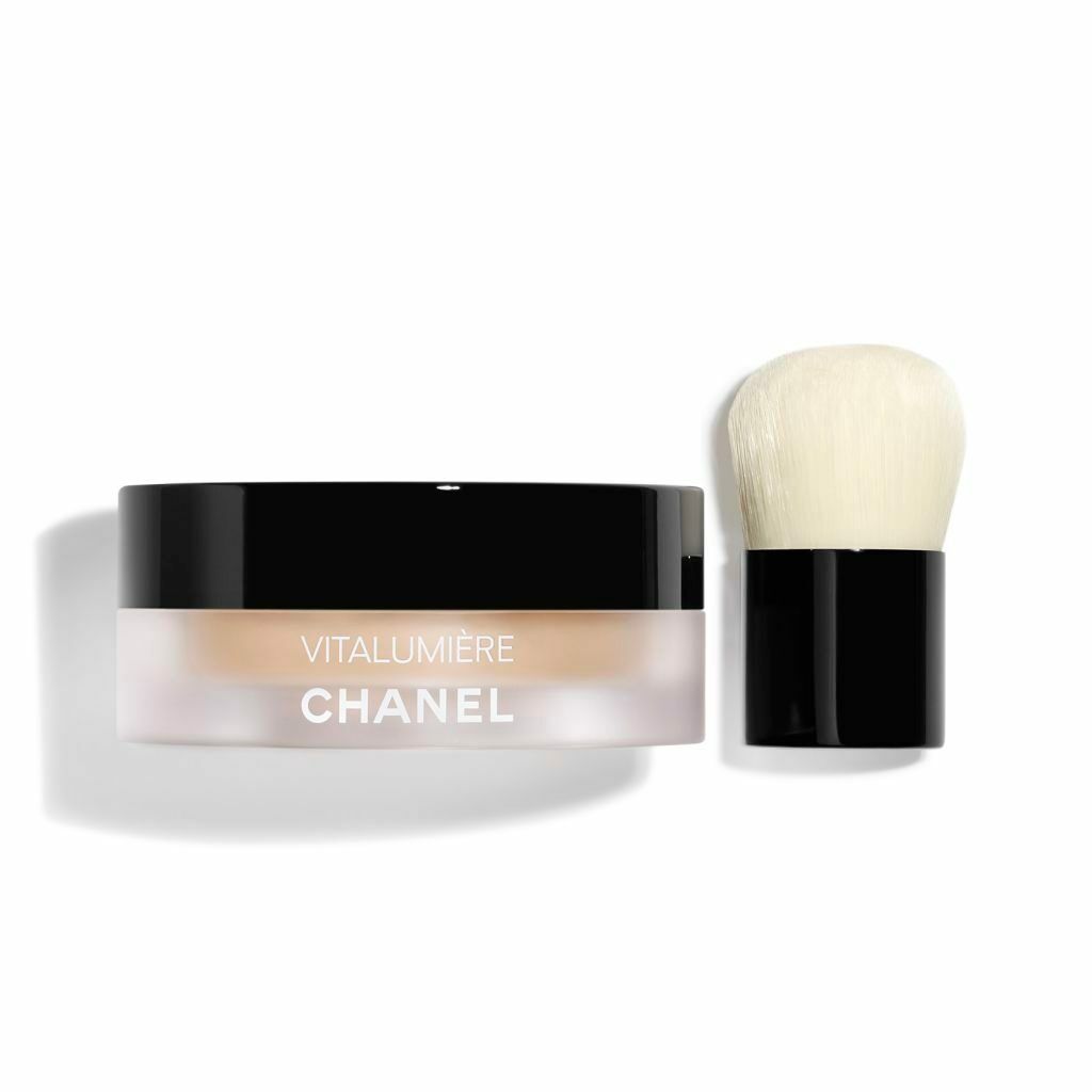CHANEL - VITALUMIÈRE LOOSE POWDER FOUNDATION WITH MINI KABUKI BRUSH - Kabuki Fırçalı Pudra Fondöten