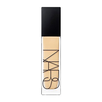 NARS - NATURAL RADIANT LONGWEAR FOUNDATION - Cildi Pürüzsüzleştiren, Parlak Bitişli, İkinci Ten Etkisi Yaratan Fondöten