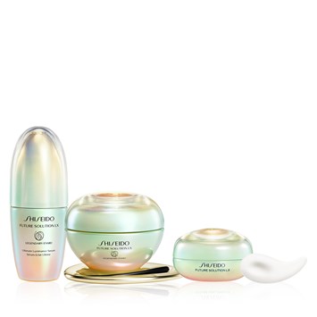 SHISEIDO - FUTURE SOLUTION LX LEGENDARY ENMEI SET - Yaşlanma Karşıtı Yüksek Performanslı Lüks Nemlendirici & Serum & Göz Kremi Seti
