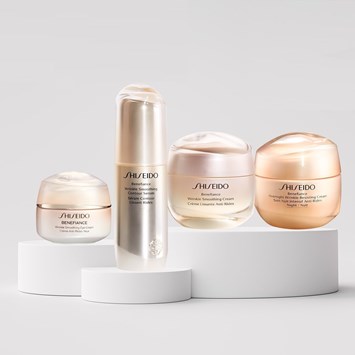 SHISEIDO - BENEFIANCE COMPLETE ANTI-AGING SET - Retinol İçeren & Kırışıklık Uzmanı & Yaşlanma Karşıtı Etkili Cilt Bakım Seti