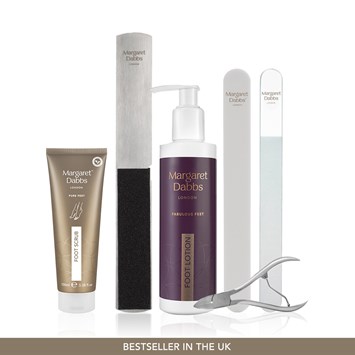 MARGARET DABBS LONDON - AT HOME PERFECT PEDICURE SET - Ev İçin Profesyonel Pedikür Seti