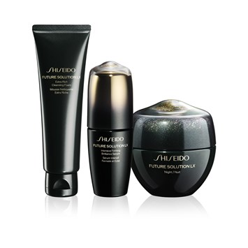 SHISEIDO - FUTURE SOLUTION LX MIDNIGHT RENEWAL SET - Lüks Temizleme Köpüğü, Yaşlanma Karşıtı ve Sıkılaştırıcı Etkili Serum ve Gece Kremi Seti