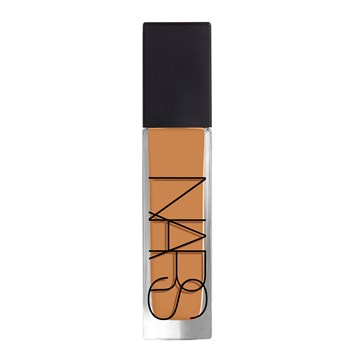 NARS - NATURAL RADIANT LONGWEAR FOUNDATION - Cildi Nemlendiren, Doğal & Aydınlık Bitişli, İkinci Ten Etkisi Yaratan Fondöten