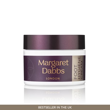 MARGARET DABBS LONDON - FOOT HYGIENE CREAM - Ayakların Yenilenmesini ve Daha Bakımlı Olmasını Sağlayan Gece Bakım Kremi